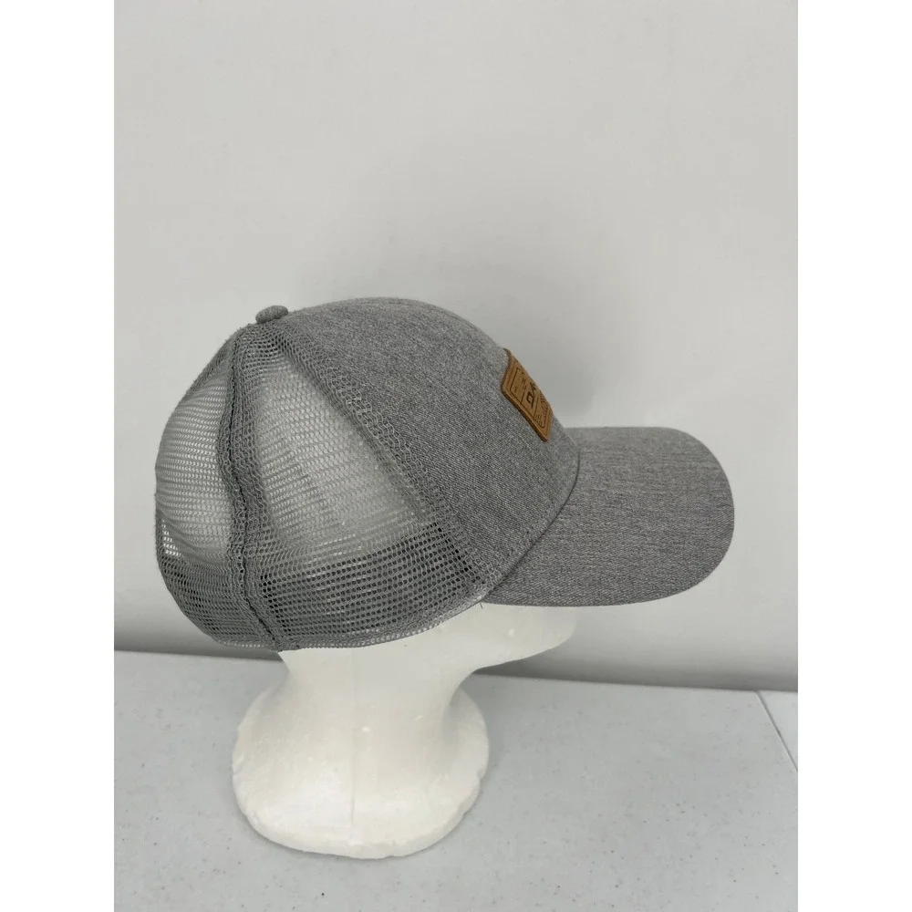 Dakine Mens Heather Grey Mesh Back Trucker Hat Faux Leather Patch Snapback Cap